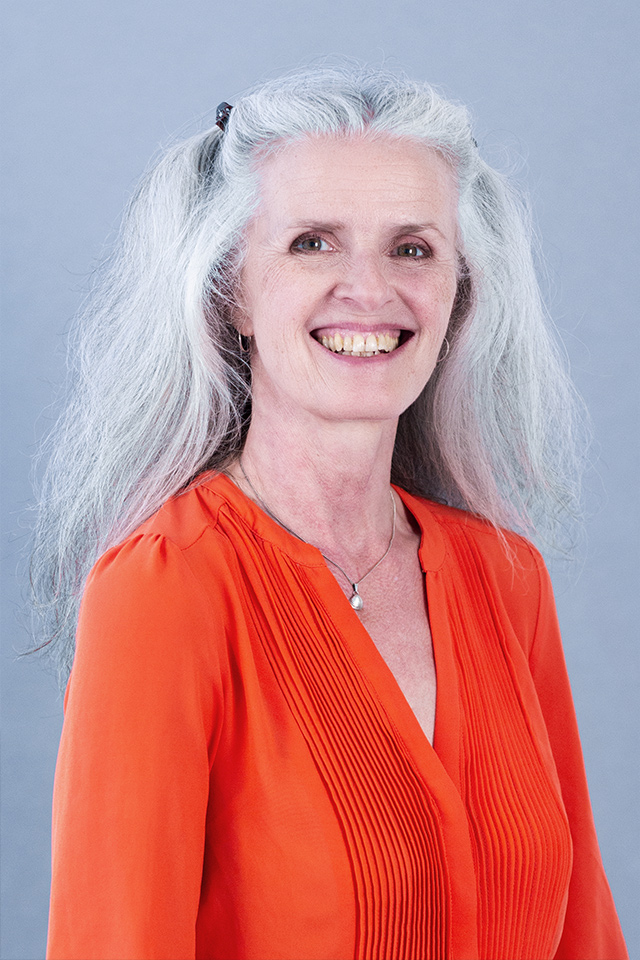 Portraitfoto von Anne Hartkamp